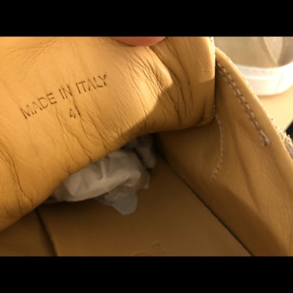 Unisex MM6 Maison Margiela embossed lowtop sneaker - Picture 10 of 12